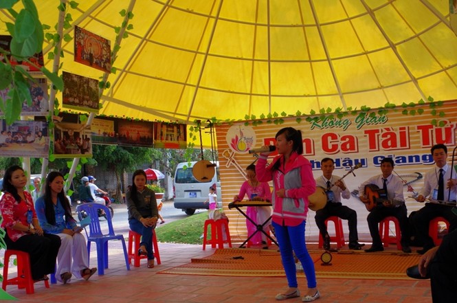 Festival Đờn ca tài tử: Không gian dân dã, ngẫu hứng, lãng mạn - ảnh 6